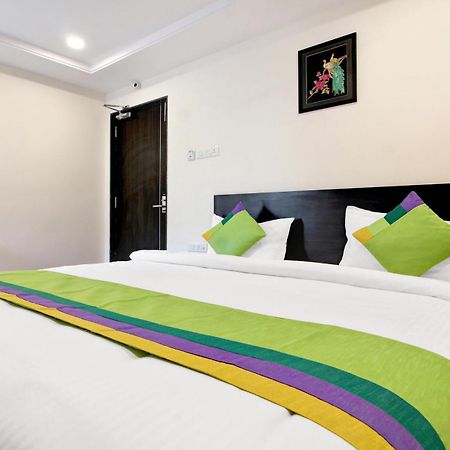 Treebo Trend Excella Hotel Визакхапатнам Екстериор снимка