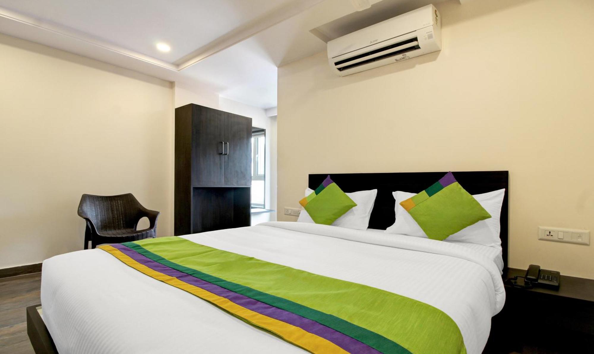 Treebo Trend Excella Hotel Визакхапатнам Екстериор снимка